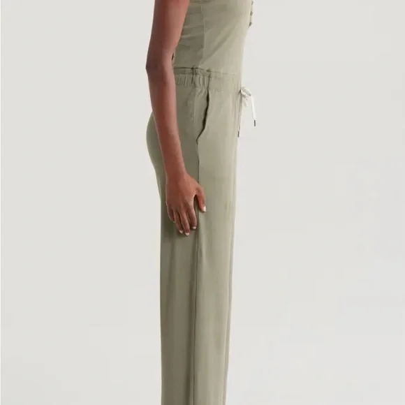 Women's Pose Henley Jumpsuit - Dark Metal - Picture 6 of 9